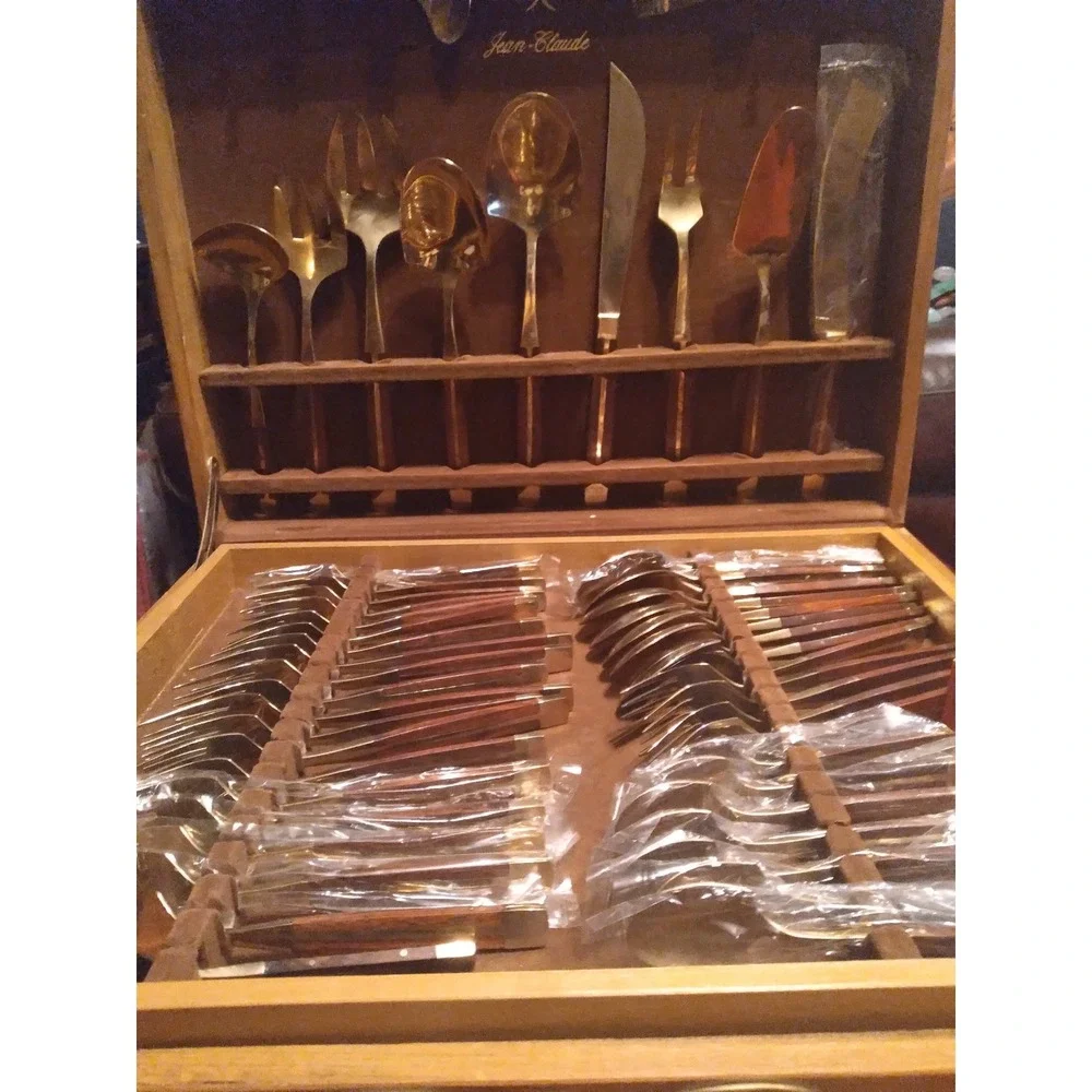 Jean Claude Flatware Set Service for 12 Wood Case Gold‎ Tone 84 Pieces